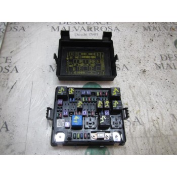 CAJA RELES / FUSIBLES 8235021050 1404170268 1404170268