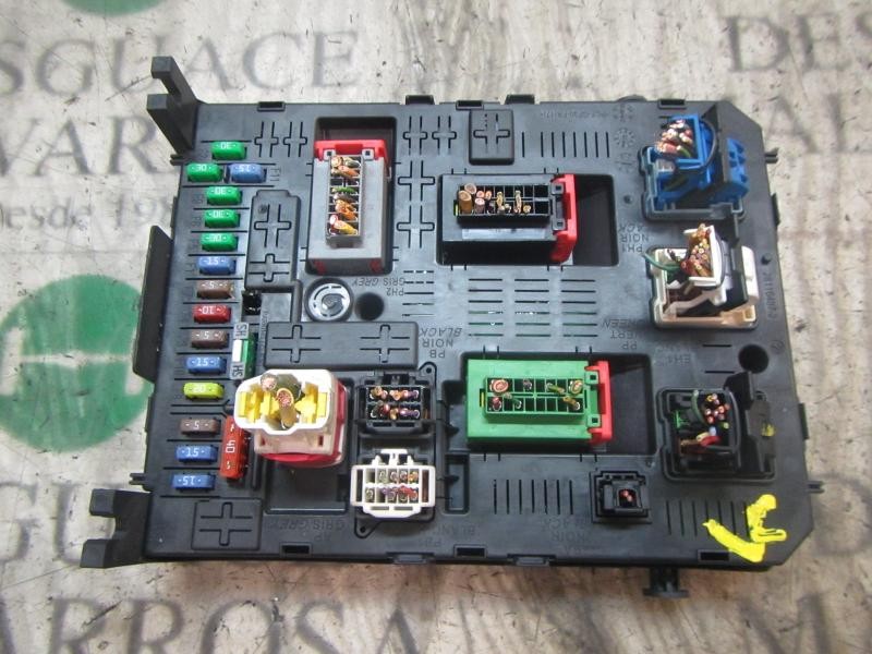 Recambio de caja reles / fusibles para citroën c5 berlina 1.6 hdi fap referencia OEM IAM   