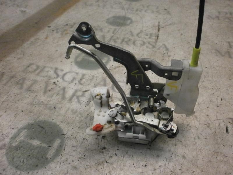 Recambio de cerradura puerta delantera izquierda para peugeot 107 urban referencia OEM IAM   