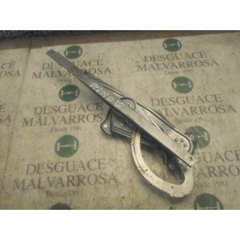 ELEVALUNAS DELANTERO DERECHO 807200003R 