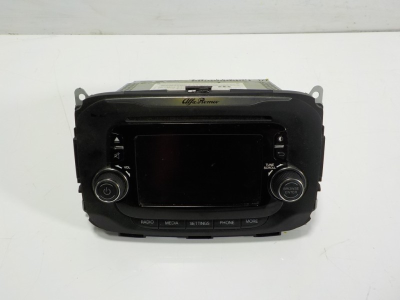 Recambio de sistema audio / radio cd para alfa romeo giulietta (191) 1.4 turbo cat referencia OEM IAM 156104646 05011303 