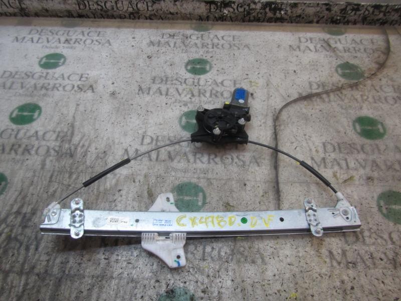 Recambio de elevalunas delantero derecho para hyundai i10 1.2 cat referencia OEM IAM 82404B4110  