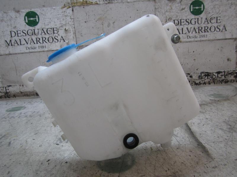 Recambio de deposito limpia para ssangyong rodius rodius aj/ad2l/ata21 referencia OEM IAM 7841021002  