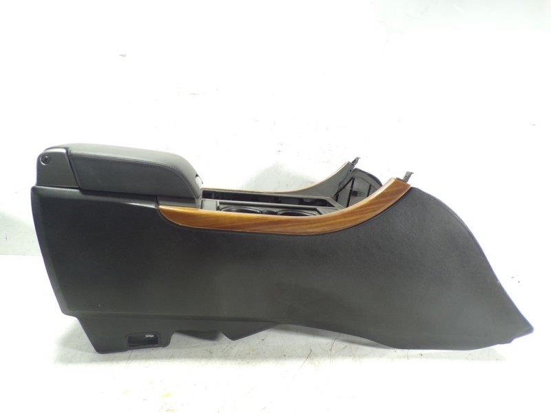 Recambio de apoyabrazos central para land rover range rover sport v6 td hse referencia OEM IAM FJZ500102NUG  