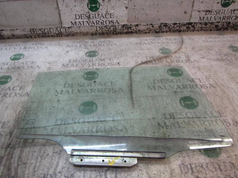 Recambio de cristal puerta trasero derecho para toyota verso 2.0 d-4d cat referencia OEM IAM 681030F030  