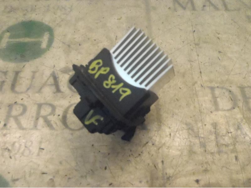 Recambio de resistencia calefaccion para renault megane iii coupe gt referencia OEM IAM 7701209850 T10000347C02 T10000347C02