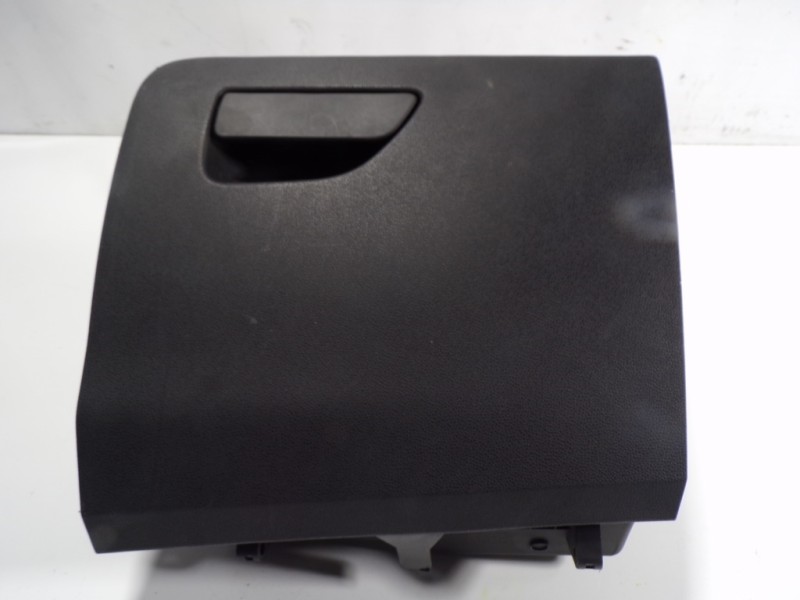 Recambio de guantera para ford ecosport titanium s referencia OEM IAM 1839220  