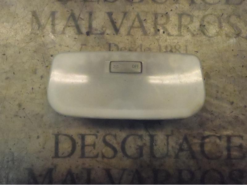 Recambio de piloto interior para renault megane iii coupe gt referencia OEM IAM 264300007R  