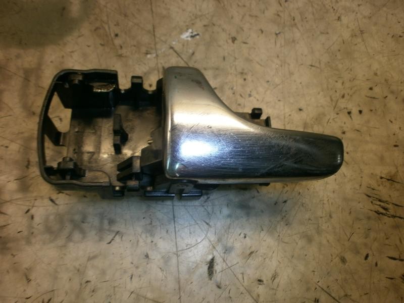 Recambio de maneta interior delantera izquierda para ford maverick (ml) referencia OEM IAM   