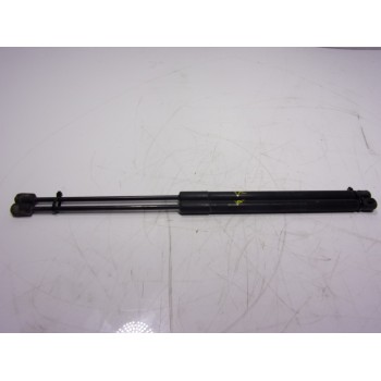 AMORTIGUADORES MALETERO / PORTON 6R6827550D 6R6827550A 