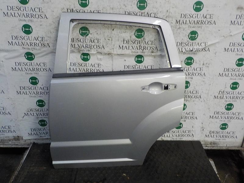 Recambio de puerta trasera izquierda para dodge caliber crd cat referencia OEM IAM 5074163AE  