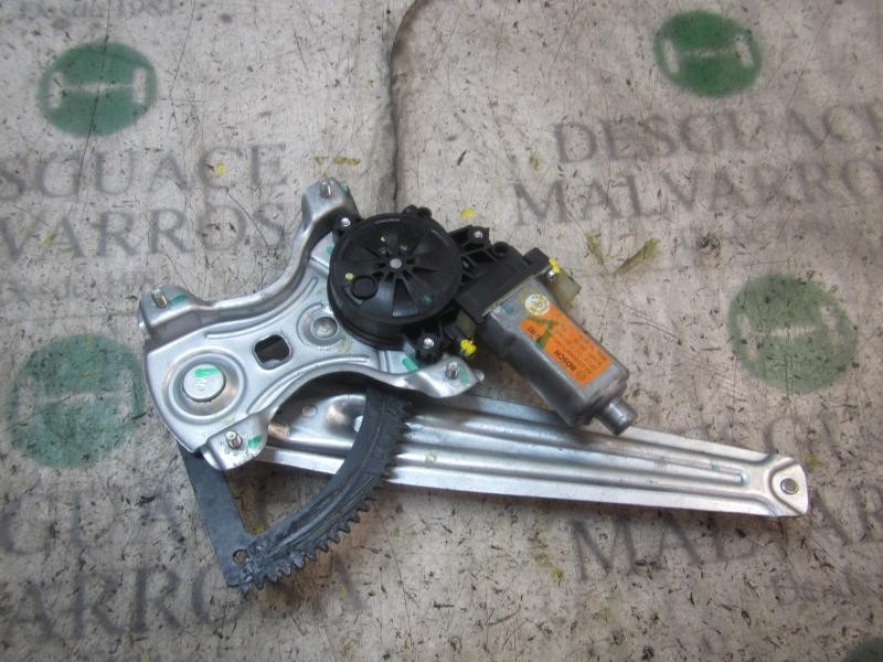 Recambio de elevalunas trasero derecho para hyundai i10 1.2 cat referencia OEM IAM 83404B9010  