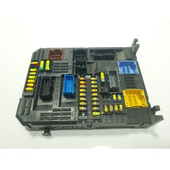 CAJA RELES / FUSIBLES 1634164880 9830707680 