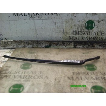 BRAZO LIMPIA DELANTERO DERECHO 