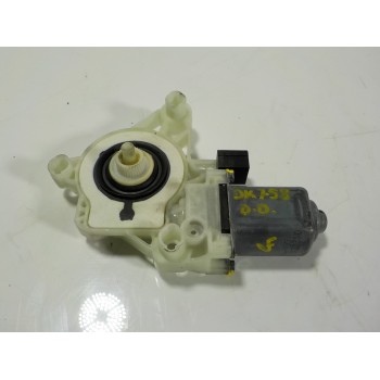 MOTOR ELEVALUNAS DELANTERO DERECHO 4K0959812A 4K0959812A E21024100