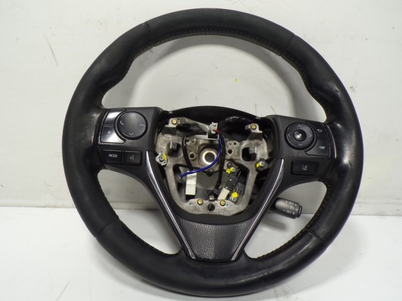 Recambio de volante para toyota auris touring sports (e18) 1.8 16v cat (híbrido) referencia OEM IAM 4510202511C2 622837810 