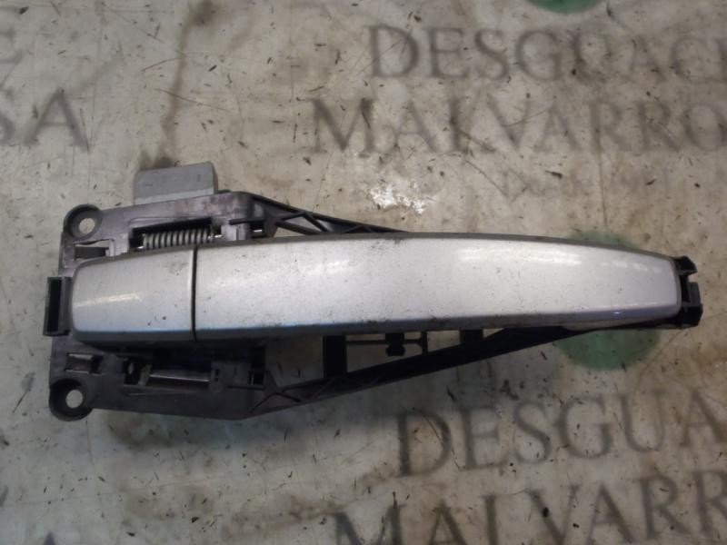 Recambio de maneta exterior delantera derecha para opel astra h berlina cosmo referencia OEM IAM   