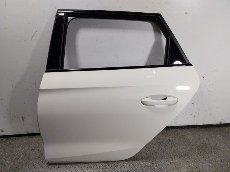 Recambio de puerta trasera izquierda para cupra leon sportstourer (kl8) 1.4 tsi phev referencia OEM IAM 5FE833051C  