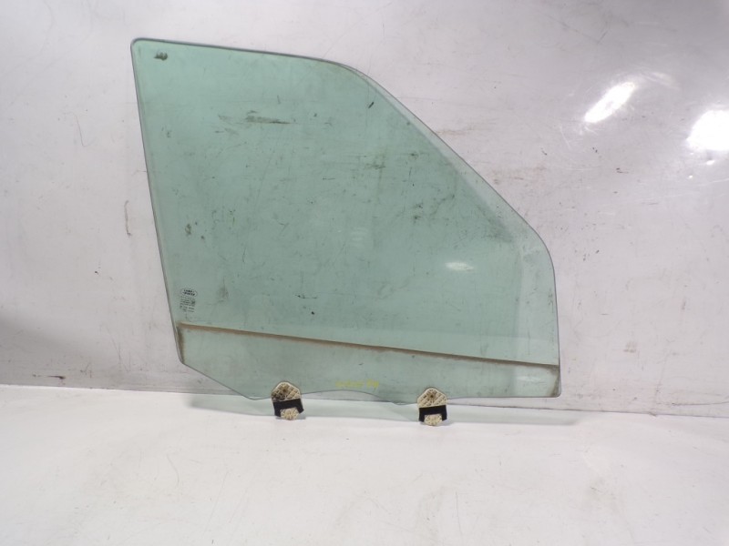 Recambio de cristal puerta delantero derecho para land rover range rover sport v6 td hse referencia OEM IAM CUB500141  