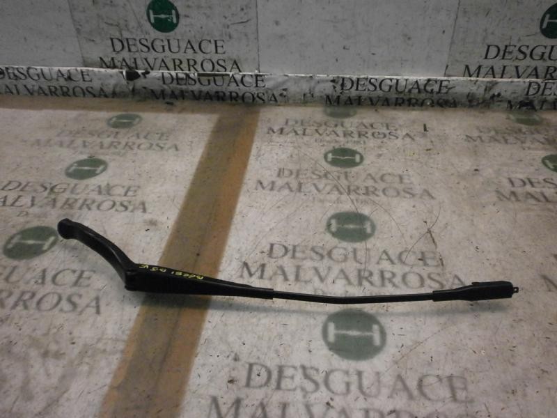 Recambio de brazo limpia delantero izquierdo para opel corsa d 1.3 16v cdti referencia OEM IAM   