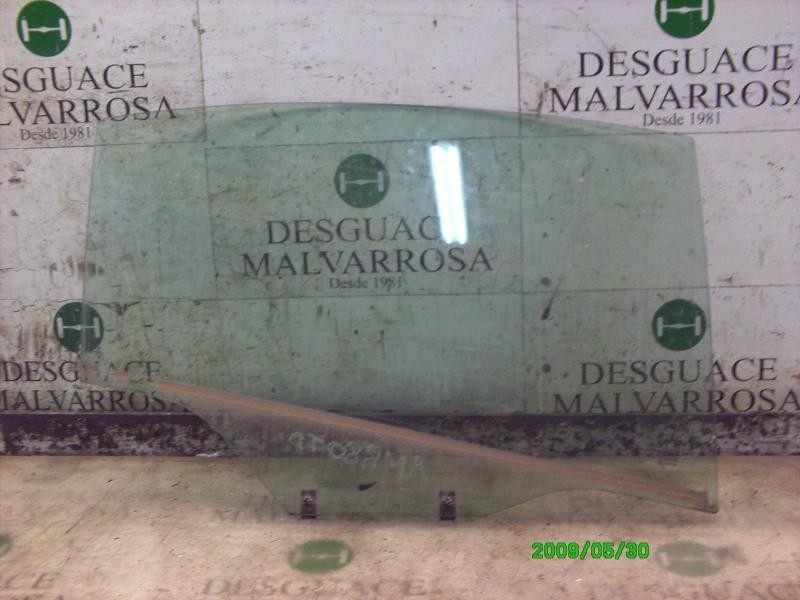 Recambio de cristal puerta trasero derecho para citroën c4 berlina collection referencia OEM IAM   