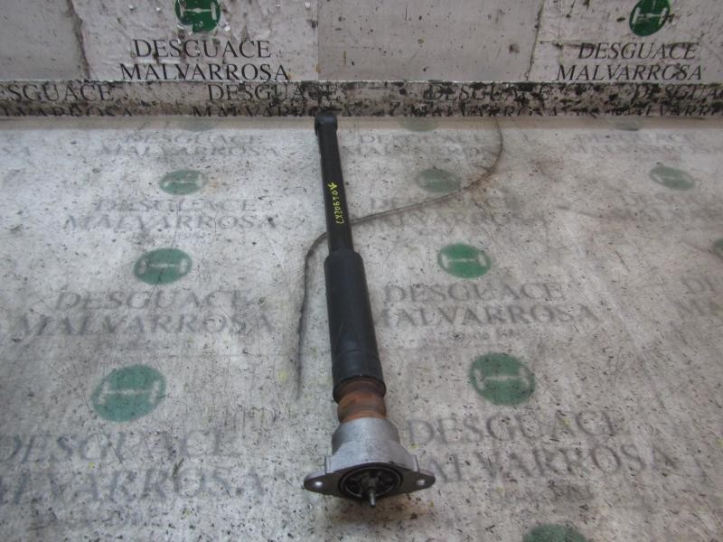 Recambio de amortiguador trasero derecho para ford fiesta (cb1) titanium referencia OEM IAM 1721237  