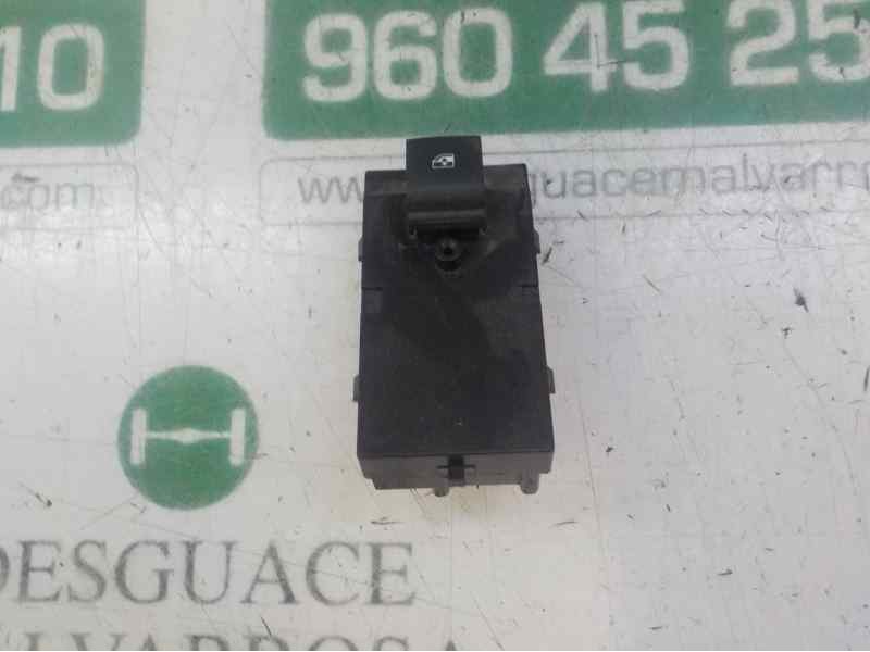 Recambio de mando elevalunas delantero derecho para opel insignia berlina 2.0 cdti cat referencia OEM IAM 13301886 133011886 