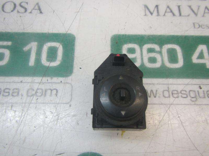 Recambio de mando retrovisor para kia cee´´d sporty wagon active referencia OEM IAM 935601H000  