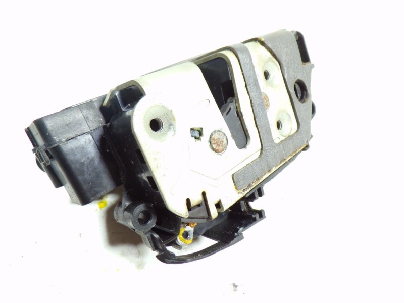 Recambio de cerradura puerta trasera derecha para ford fiesta (cb1) 1.25 16v cat referencia OEM IAM 2053473 AM5A26412AE 