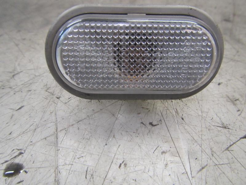 Recambio de piloto lateral derecho para nissan primastar (x..) 2.0 dci diesel referencia OEM IAM   