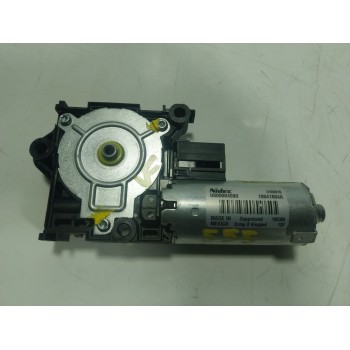 MOTOR TECHO ELECTRICO 67617933149 10041604A 