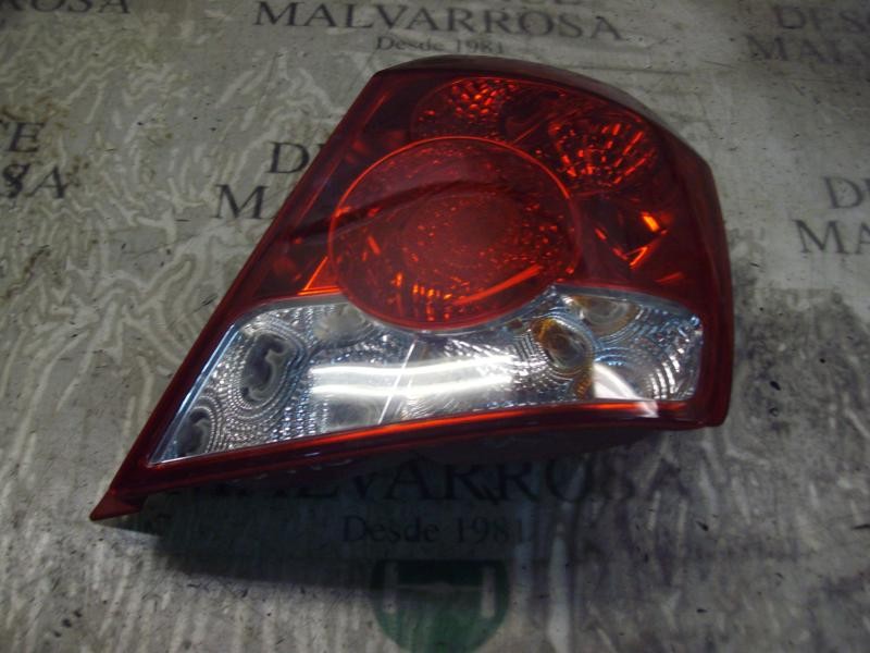 Recambio de piloto trasero derecho para chevrolet kalos 1.2 se referencia OEM IAM   