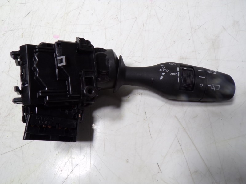 Recambio de mando limpia para lexus nx 300h 2wd referencia OEM IAM 8465278010 7801017J176 