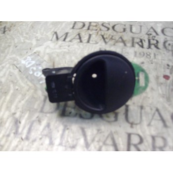 MANETA INTERIOR DELANTERA IZQUIERDA 