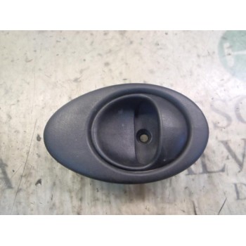 MANETA INTERIOR DELANTERA IZQUIERDA 