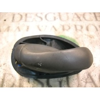 MANETA INTERIOR DELANTERA IZQUIERDA 735382281 