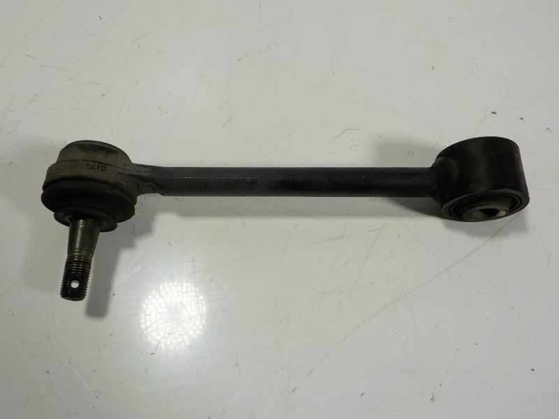 Recambio de brazo suspension superior trasero izquierdo para hyundai i40 1.7 crdi cat referencia OEM IAM 552503Z000  