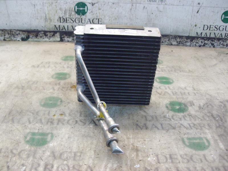 Recambio de radiador calefaccion / aire acondicionado para ford fiesta (cbk) ghia referencia OEM IAM   