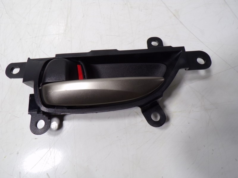 Recambio de maneta interior delantera izquierda para lexus nx 300h 2wd referencia OEM IAM 6928078010C1  