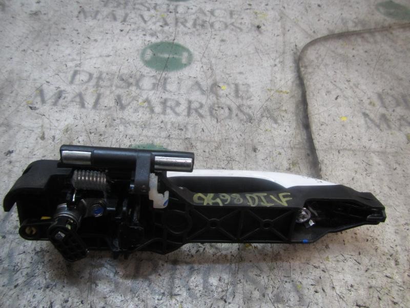 Recambio de maneta exterior delantera izquierda para hyundai i10 1.2 cat referencia OEM IAM 82651B9010  