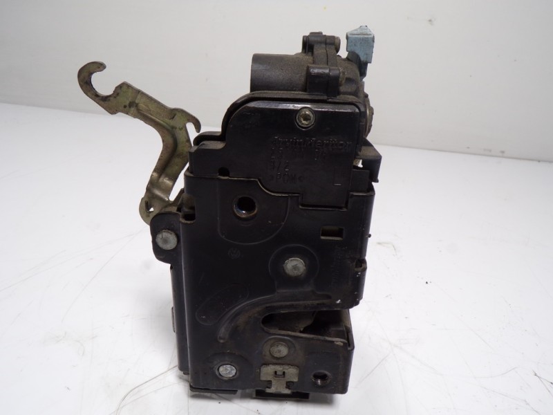 Recambio de cerradura puerta delantera izquierda para volkswagen touareg (7l6) 3.0 v6 tdi dpf referencia OEM IAM 3D1837015AP 3D1