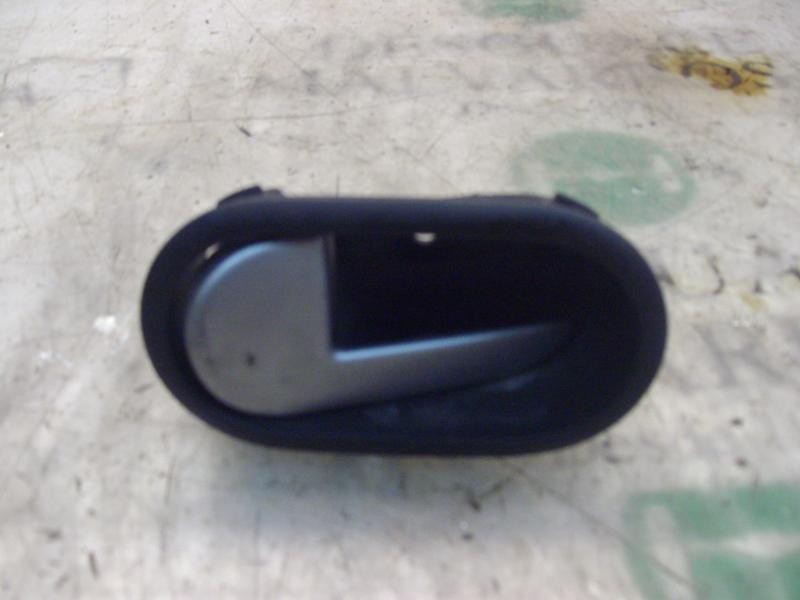 Recambio de maneta interior delantera izquierda para ford fiesta (cbk) ghia referencia OEM IAM   