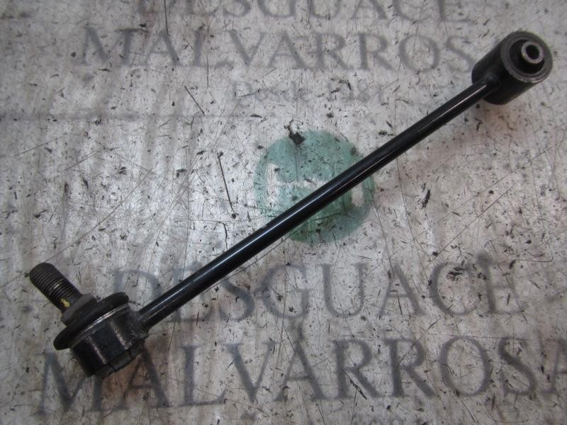 Recambio de tirante trasero derecho para ssangyong rodius rodius aj/ad2l/ata21 referencia OEM IAM 4575014002  