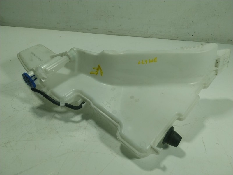 Recambio de deposito limpia para land rover range rover evoque referencia OEM IAM LR128571 K8D217B613B 