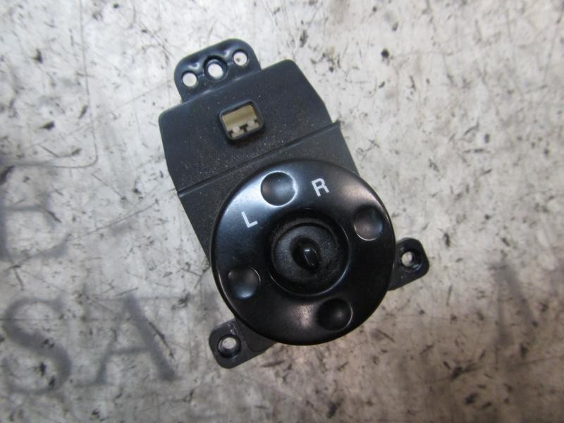 Recambio de mando retrovisor para kia rio 1.4 ex1 referencia OEM IAM   