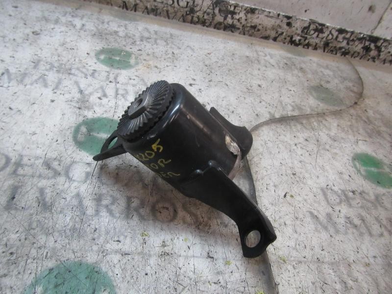 Recambio de soporte motor derecho para ford fiesta (cb1) titanium referencia OEM IAM 1776911  