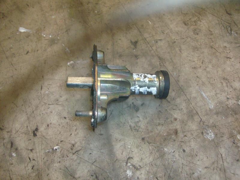 Recambio de maneta porton para ford cougar (mc) 2.0 referencia OEM IAM   