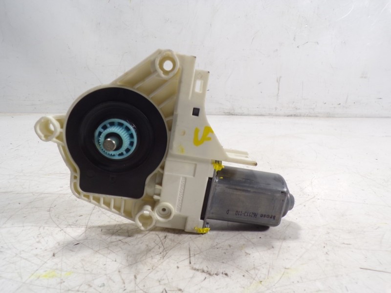 Recambio de motor elevalunas delantero derecho para audi a1 (8x) 1.6 tdi referencia OEM IAM 8K0959802C 8K0959802C 