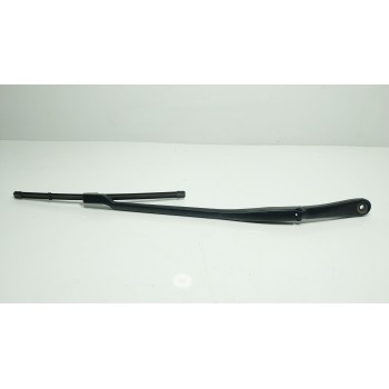 BRAZO LIMPIA DELANTERO DERECHO 