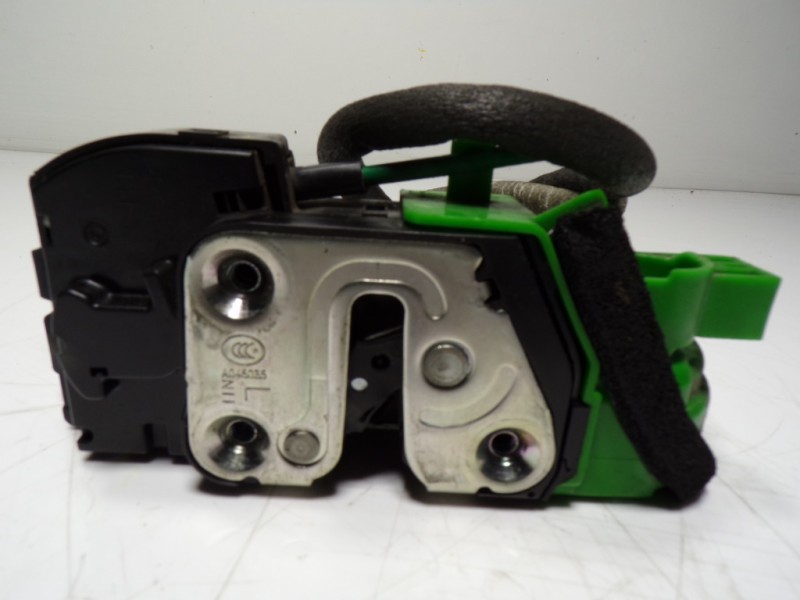 Recambio de cerradura puerta delantera izquierda para hyundai i40 1.7 crdi cat referencia OEM IAM 813103Z000 813103Z000 